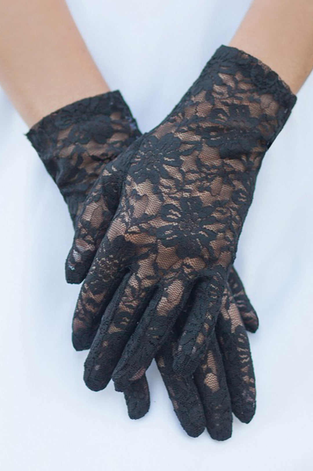 Black or White Wrist Lace Gloves (7939517317294)