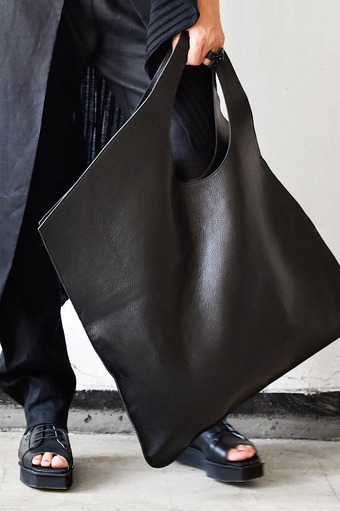 Black Rectangular Genuine Leather Handbag