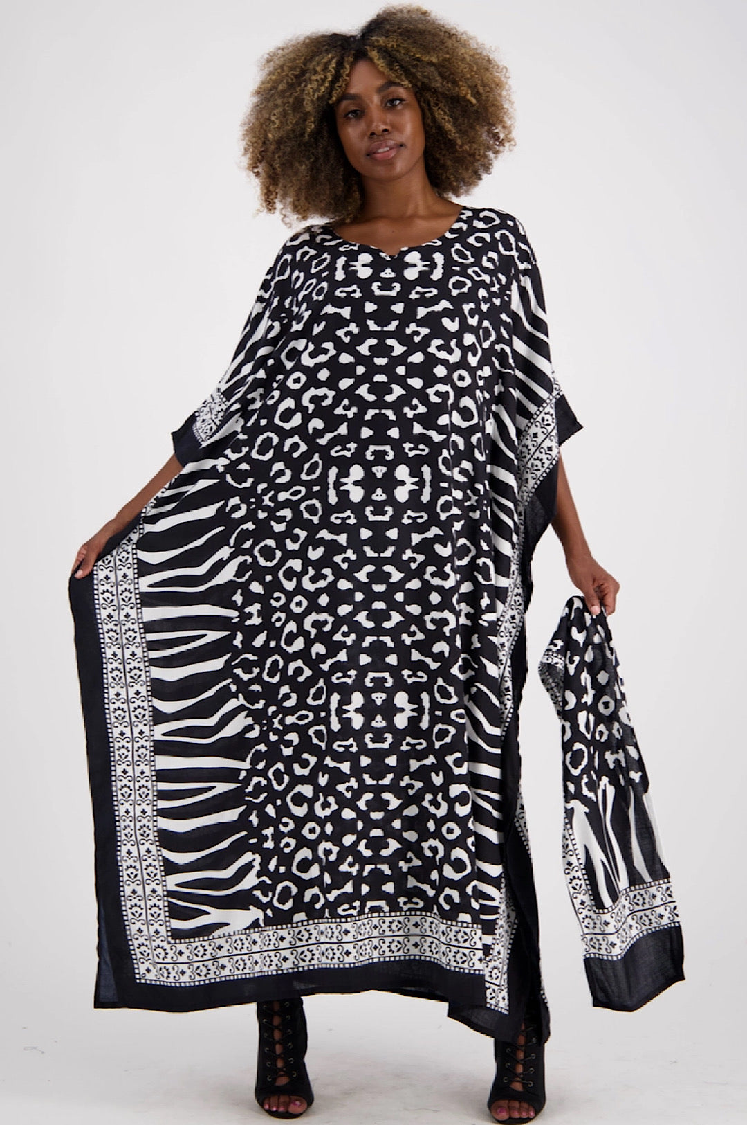 Black or White Print Kaftan Dress