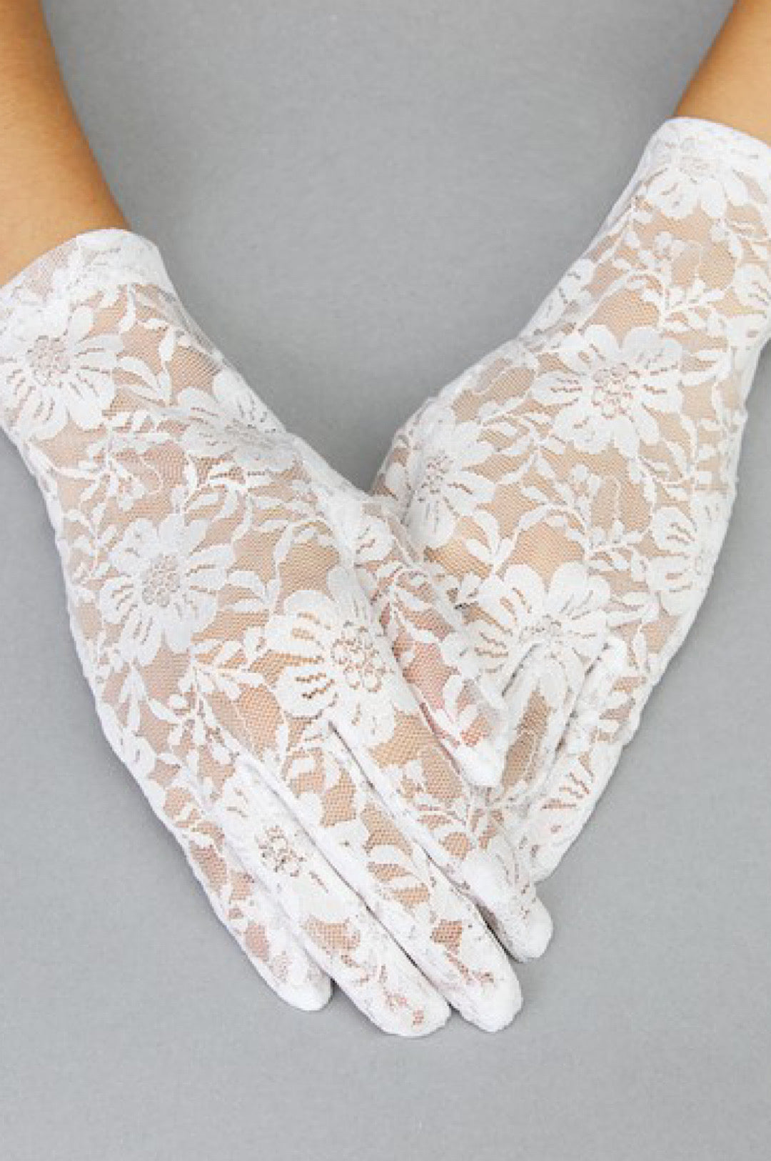 Black or White Wrist Lace Gloves (7939517317294)